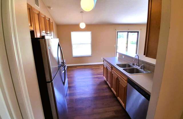 1304 Scottish Street SW Gallery 3