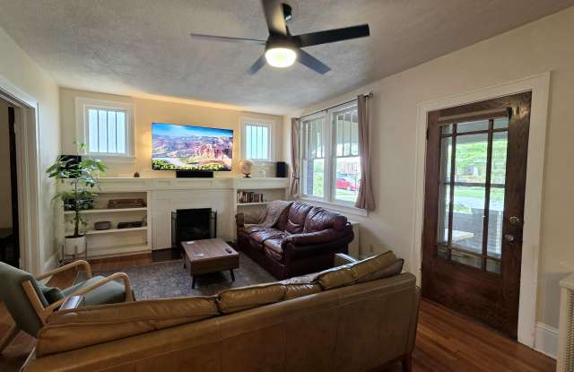 1929 Avon Rd SW Gallery 2