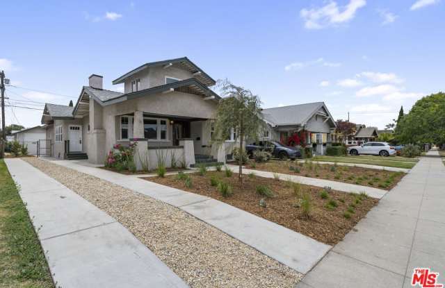 1828 W 41st Pl Gallery 3