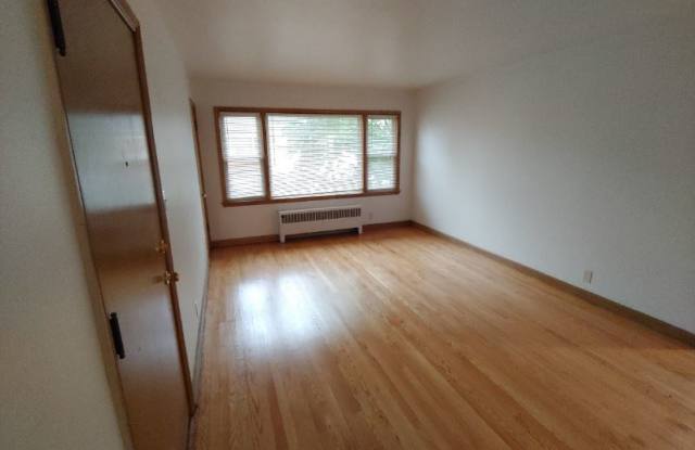 3132 N. 76th St 14 - 3132 North 76th Street, Milwaukee, WI 53222