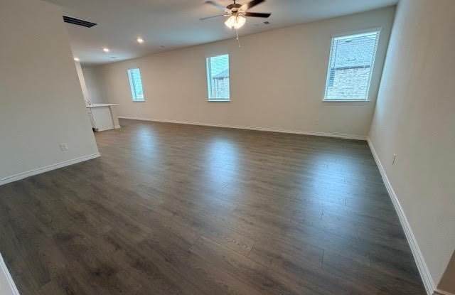 2512 Pikes Peak Way Gallery 3