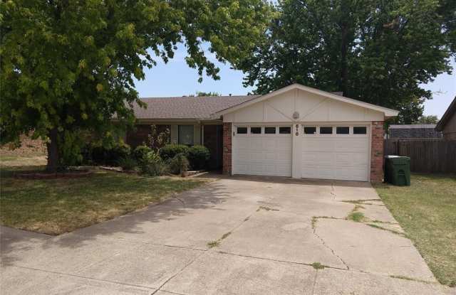 618 Lynnfield Drive - 618 Lynnfield Drive, Arlington, TX 76014