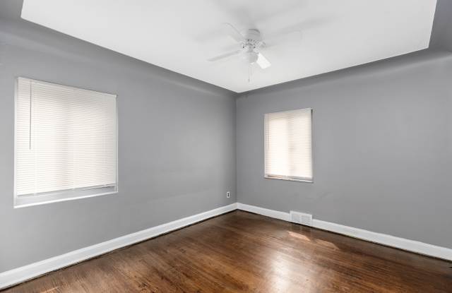 12527 Longview St Gallery 2