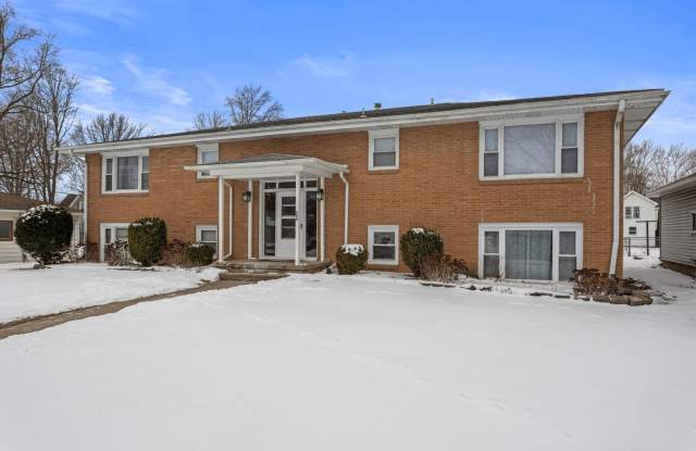 305 N Elizabeth photos photos