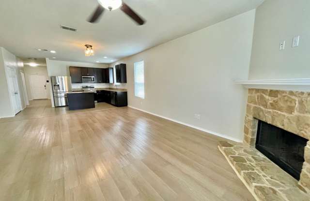 3011 Whispering Pine Boulevard Gallery 3