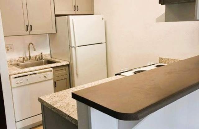 Long Term Rental- Silverqueen West 7307 Gallery 4
