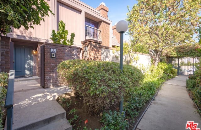 4609 ALLA Road - 4609 S Alla Road, Los Angeles, CA 90292