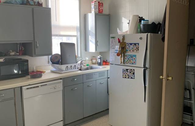 Spacious 3 Bedroom House Available September 1st of 2027 Gallery 3