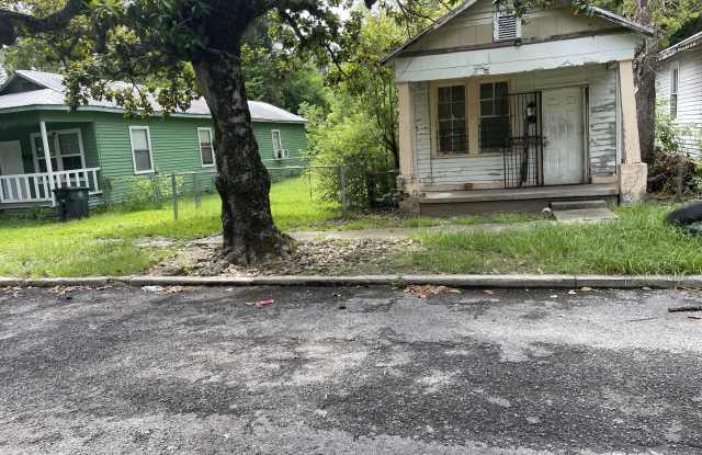 2120 Louisiana Avenue Gallery 1
