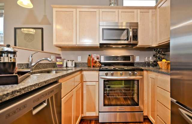 948 Hiawatha Place South Gallery 2