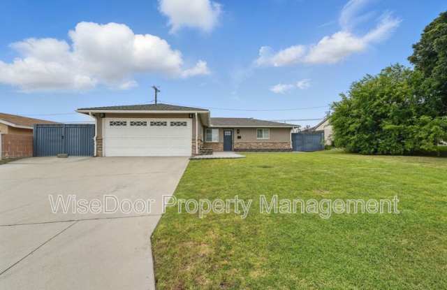 387 E Nubia St photos photos