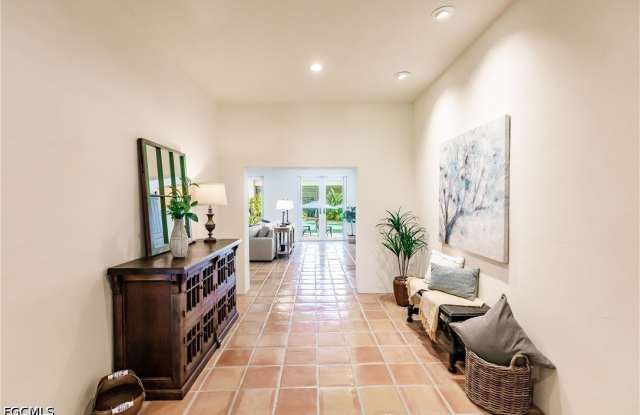 1291 Caloosa Drive Gallery 4