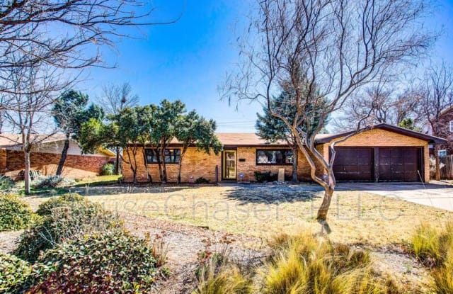 5211 17th St photos photos