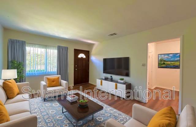 1035 W. 102nd St. photos photos