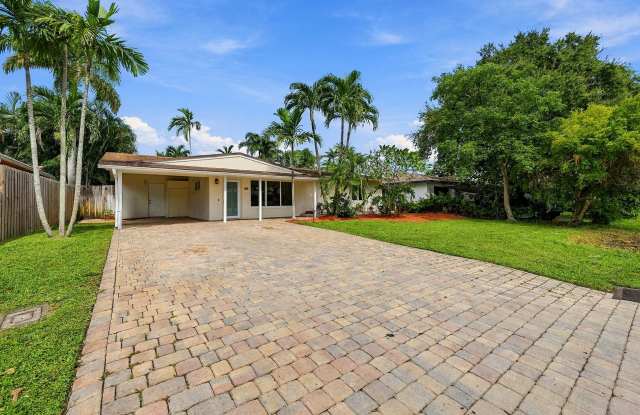 617 NW 28th Court Gallery 3