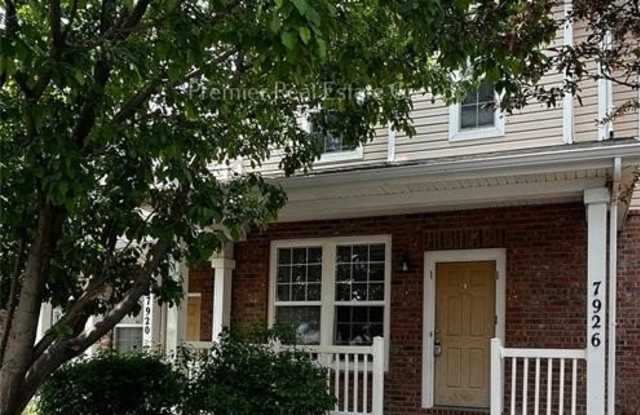 7926 Sandy Springs Point Gallery 3