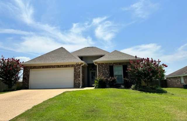 Beautiful Newer 3 Bedroom Home in Pearl!!! photos photos