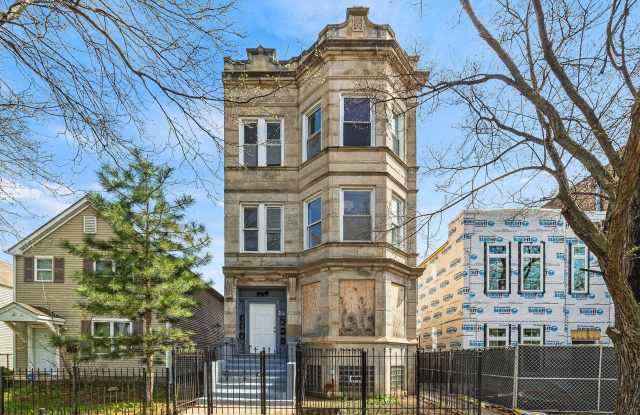 1621 S Lawndale Avenue photos photos