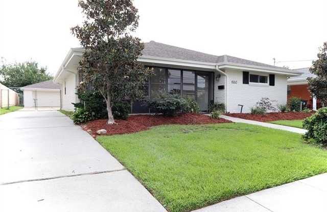 6043 BELLAIRE Drive Gallery 2