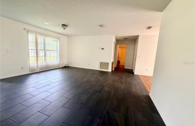 12335 SE 103RD Court Gallery 3