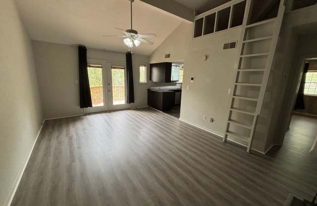 Fully Furnished 1/1 Just Minutes from Cascades Park! photos photos