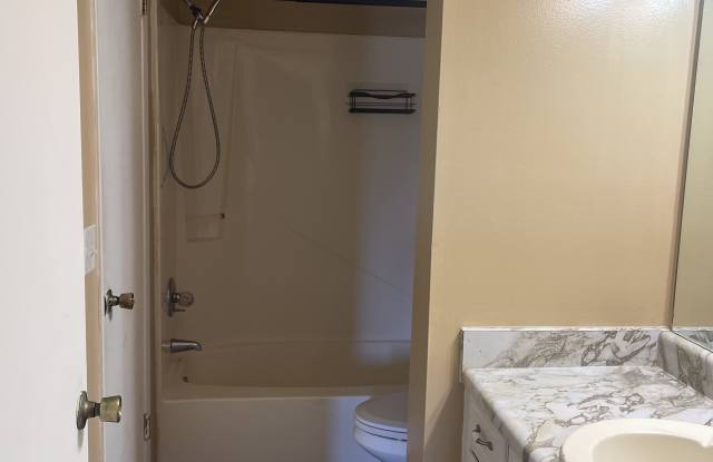 408 Venetian Way photos photos