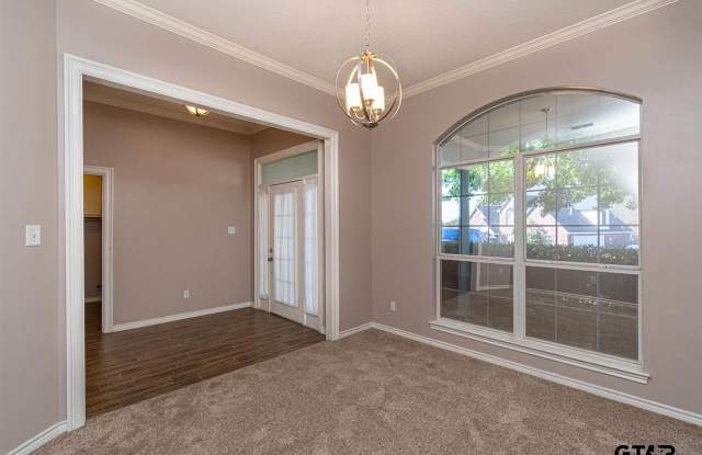 16801 Lafayette Gallery 2
