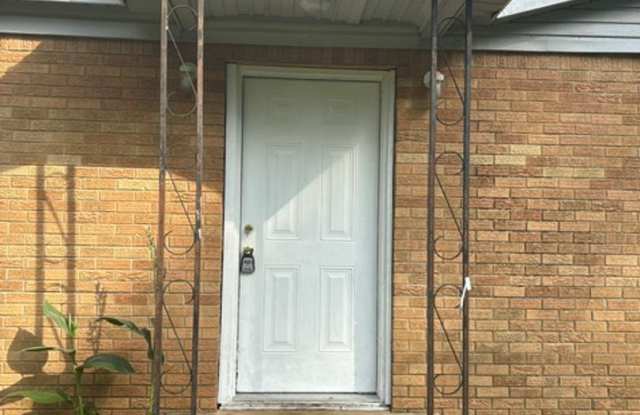 Renovated 3 Bedroom 2 Bath Home on 1 Acre for Rent! Gallery 3