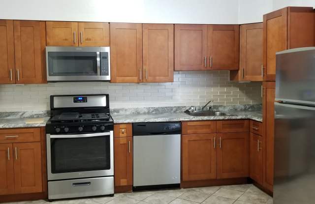 South Oakland 4 Bedroom House - 1 Boundary Street, Pittsburgh, PA 15213