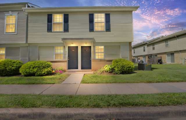 Townhomes at River's Crossing photos photos