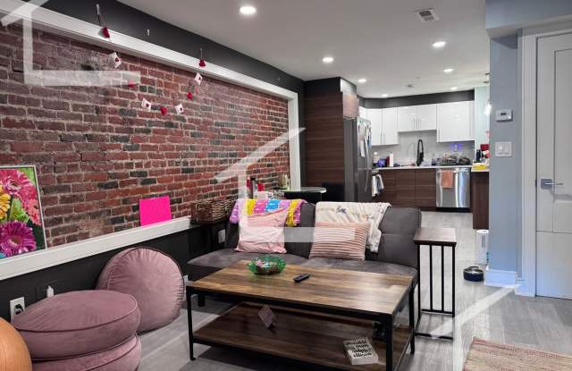 Charming 3 Bedroom-No Broker Fee photos photos