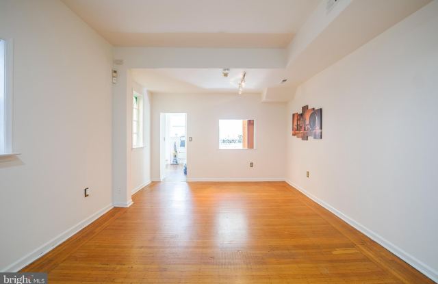 1823 WAVERLY ST photos photos