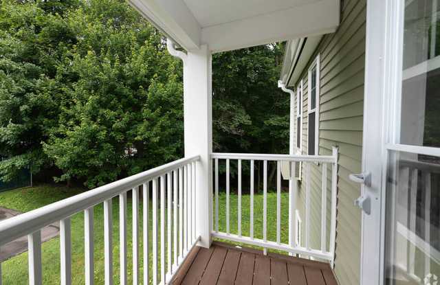 Station Pointe Apartments Gallery 2