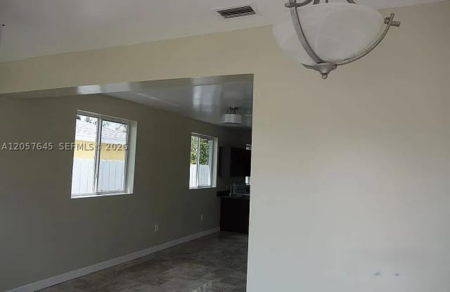 8861 SW 127th Ter photos photos