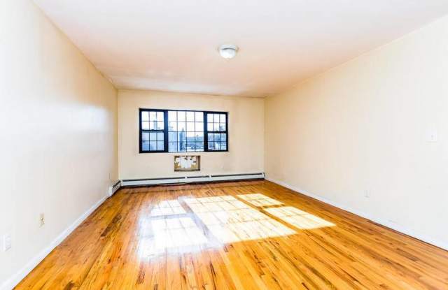 1802 Matthews Avenue, #2 - 1802 Matthews Avenue, Bronx, NY 10462