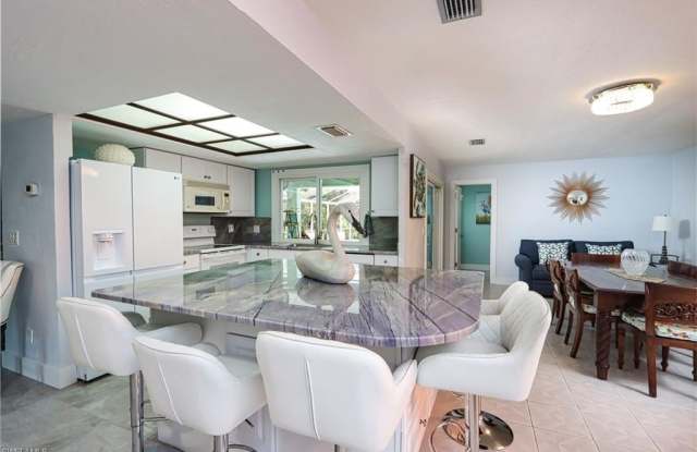 27165 Edenbridge Ct lot: 17 Gallery 2
