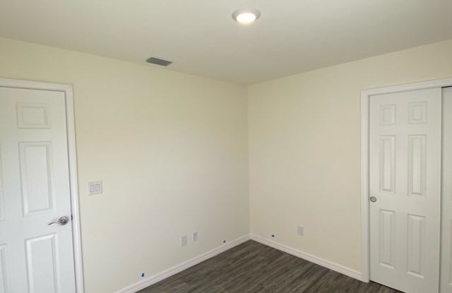1258 Saxony Cir Gallery 4