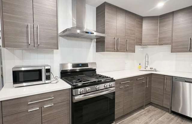 6 Parkside Ct Gallery 1
