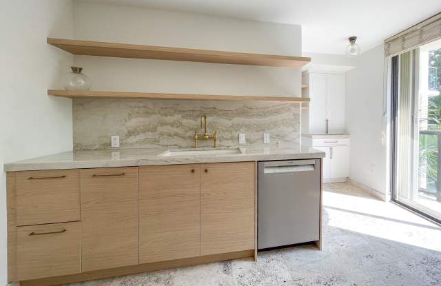 2575 South Bayshore Drive photos photos