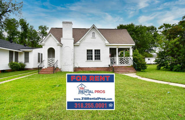 3 Bed 2 Bath Home Within Walking Distance to Tech! photos photos