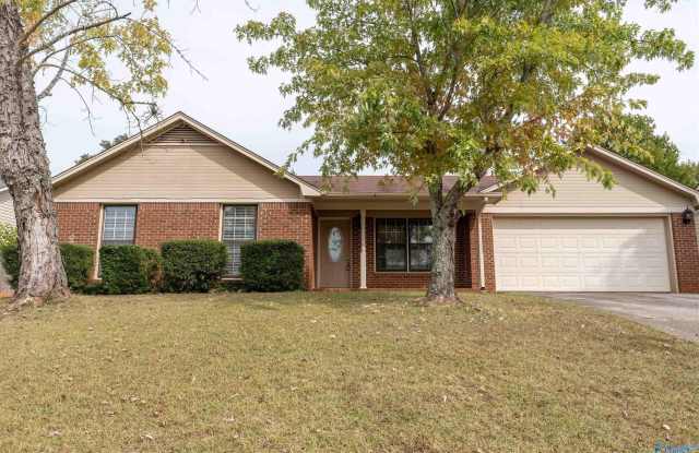 107 NE Bridgestone Drive photos photos