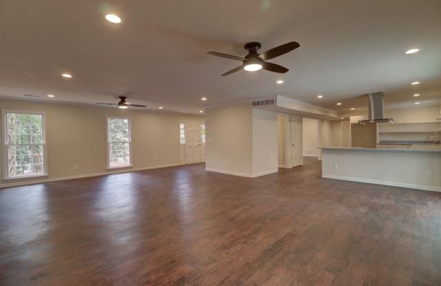 50 Martin Point Court Gallery 2