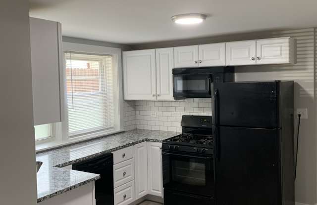 2838 N Drake ave G photos photos