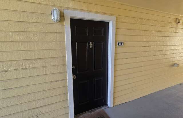 1075 South Hiawassee Road - 913Unit #913 Gallery 2
