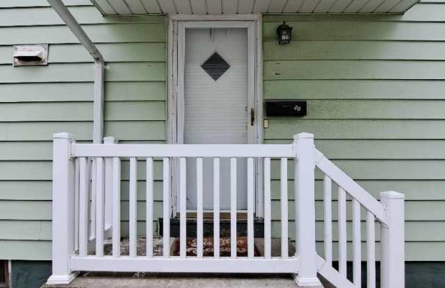 59 Plainfield Avenue - 59 Plainfield Avenue, East Rockaway, NY 11518 59 Plainfield Avenue - 59 Plainfield Avenue, East Rockaway, NY 11518