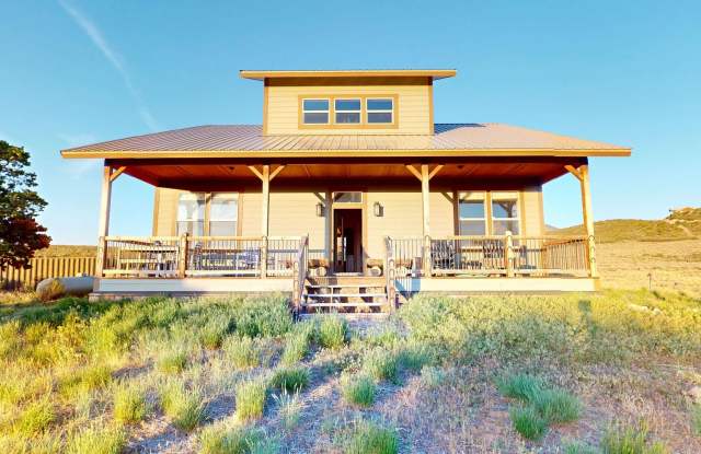 Beautiful Home on 10 Private Acres photos photos
