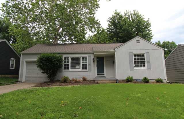 2 Bedroom 1 Bath Home in Roeland Park photos photos 2 Bedroom 1 Bath Home in Roeland Park photos photos