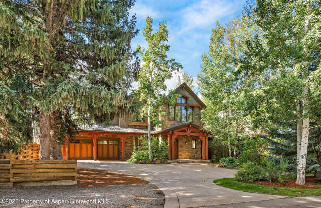 1395 Snowbunny Lane Gallery 4