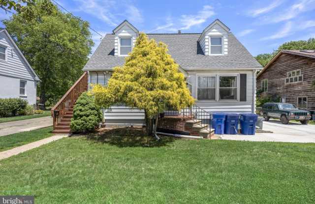 733 N FORKLANDING Road photos photos