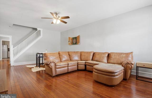 343 SPRING MILL Avenue photos photos